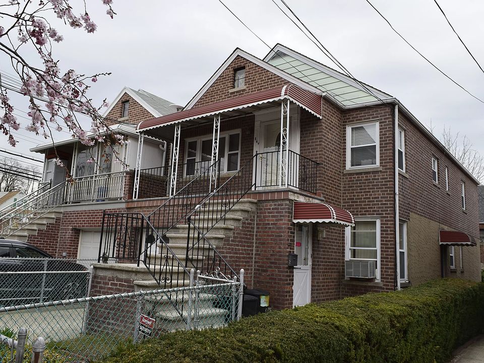 1st image of 864 Revere Ave