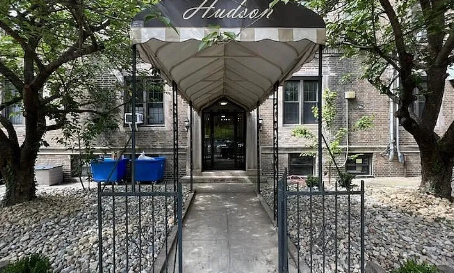 2 bed, 1.5 bath, $4,000 — Photo 1