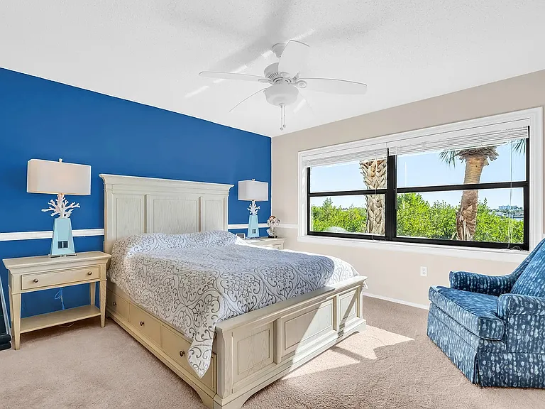 1332 Pasadena Ave S #205 — Photo 14