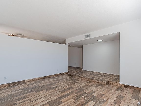 3rd image of 2419 S Greenwood Ave