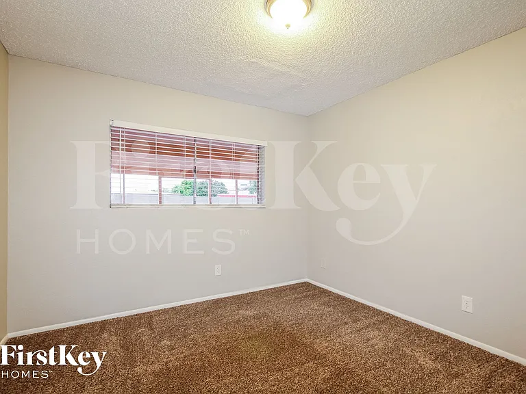 16412 N 49th Dr — Photo 13