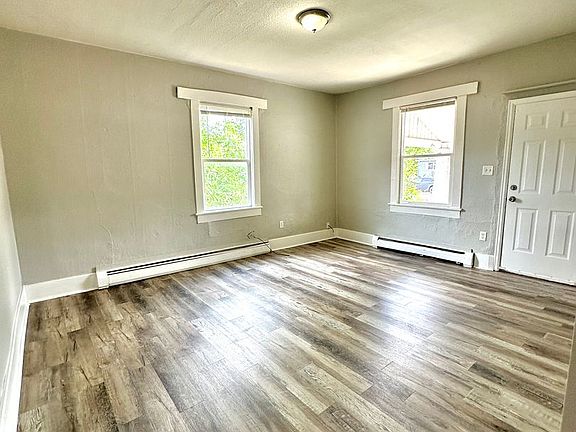 2nd image of 135 S Lowell Blvd