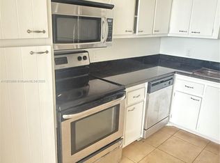 2025 NE 164th St APT 814, North Miami Beach, FL 33162
