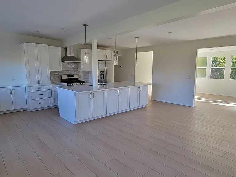 340 Birch Blvd — Photo 19