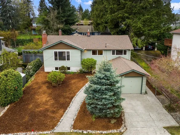 11721 North Park Avenue N, Seattle, WA 98133