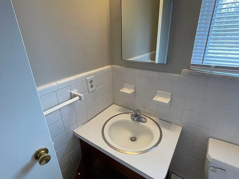 22000 Beck Rd #5 — Photo 4