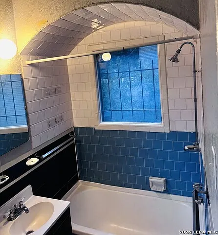 409 W Lynwood Ave #1 — Photo 6