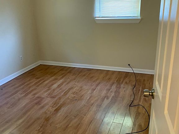 5th image of 4520 Deauville Way