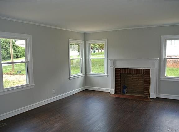 5th image of 1503 Pearl St