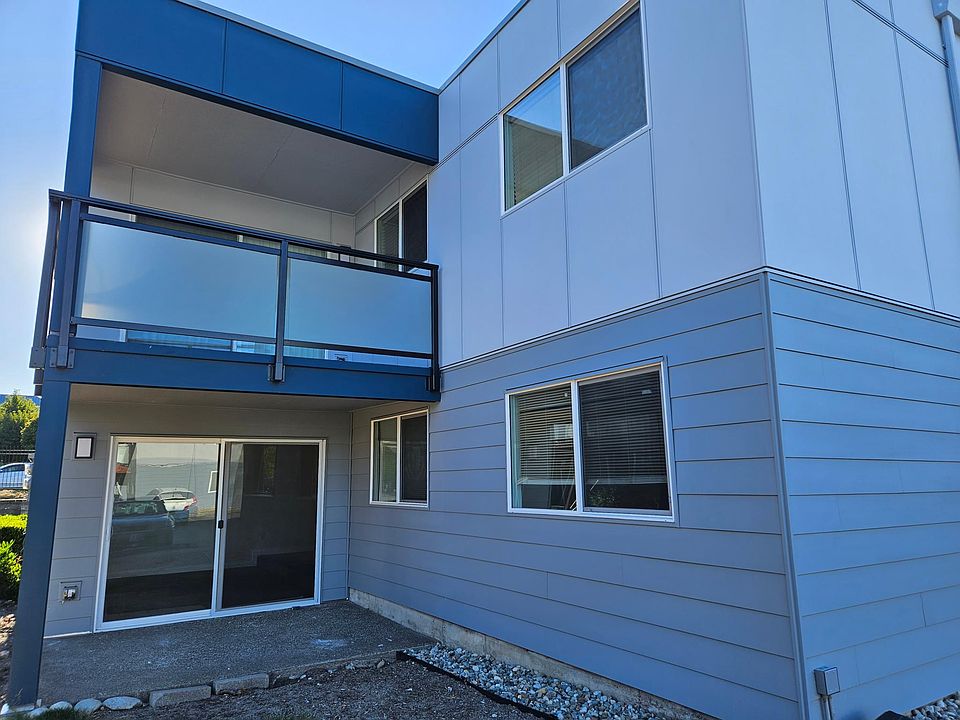 1st image of 303 128th St SE