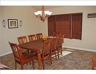 3rd image of 4901 Leawood Dr