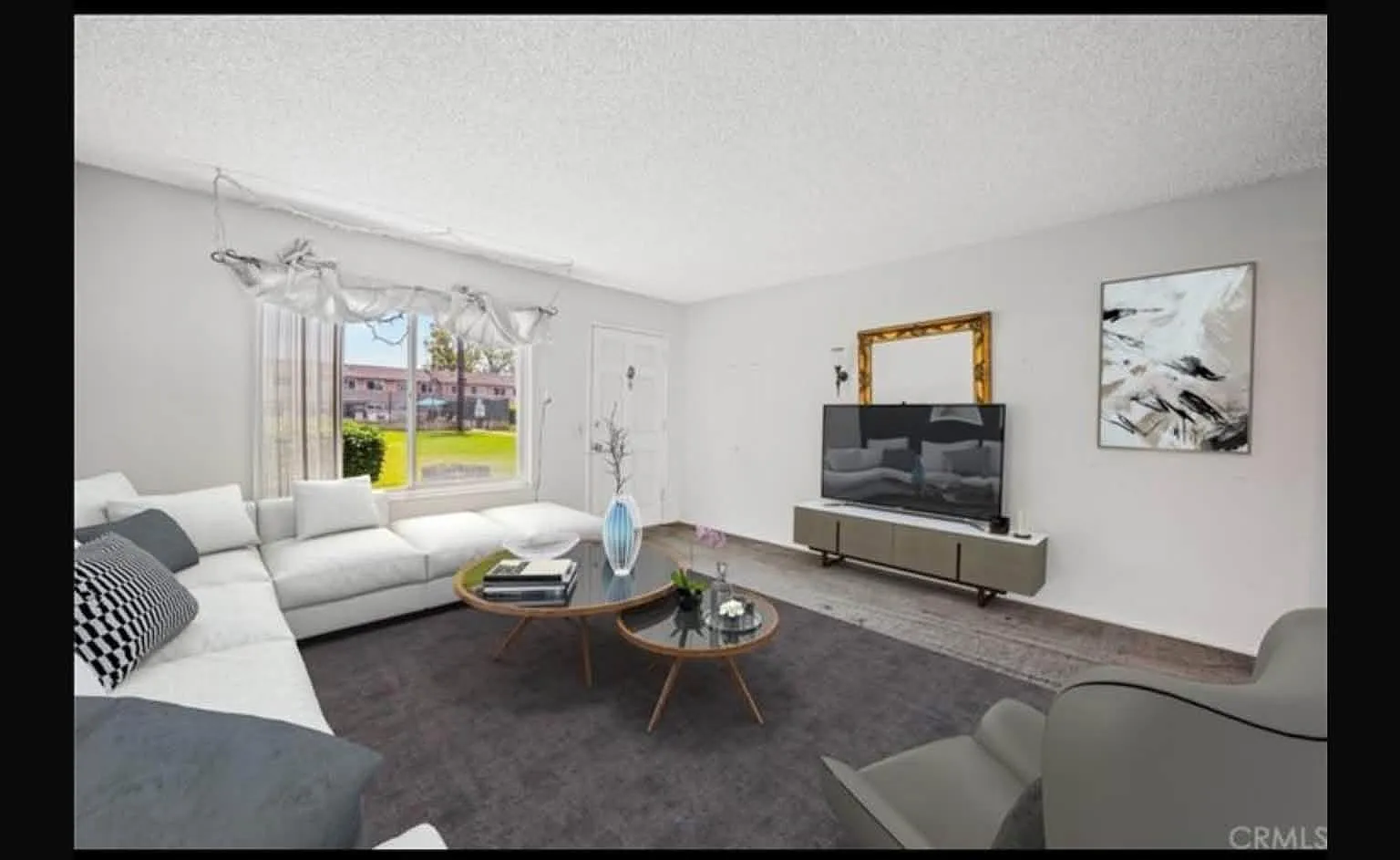 2 bed, 1055 sqft, $3,200 — Photo 4