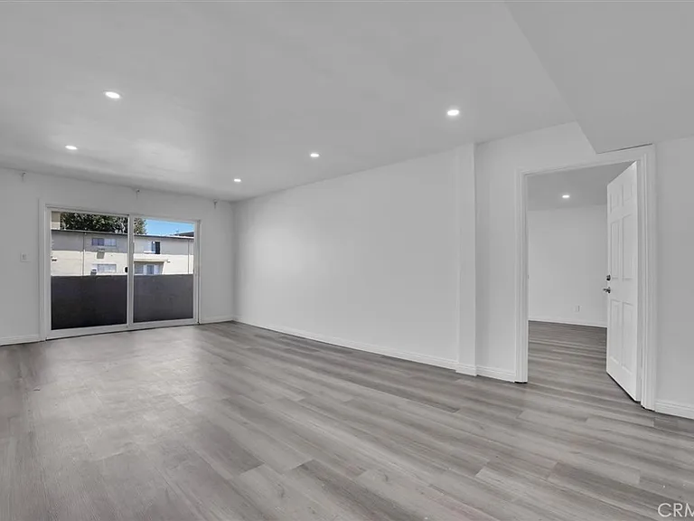 5412 Lindley Ave #110 — Photo 10