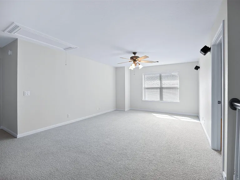 4033 Canyon Glen Cir — Photo 19