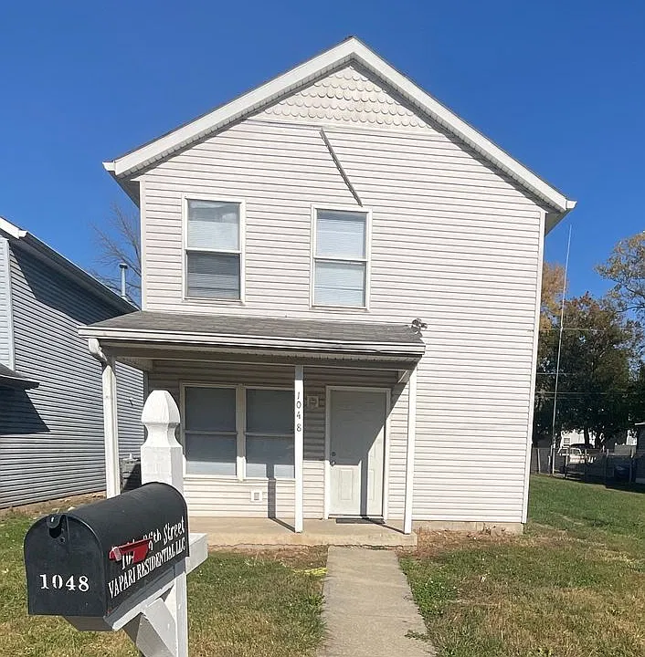 1048 W 26th St