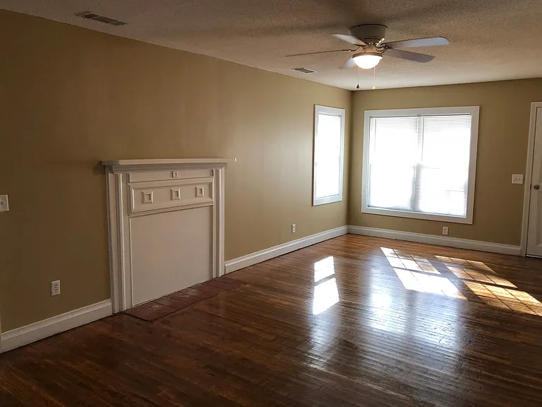 314 Jewell Dr — Photo 4