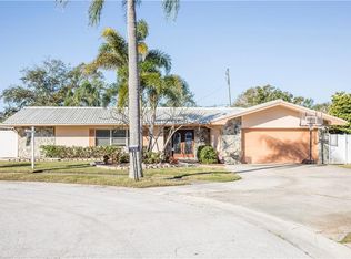 11380 Harmony Ct, Largo, FL 33774