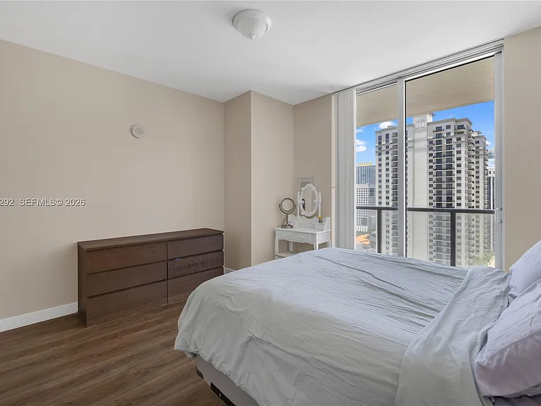 1111 SW 1st Ave #2723-N — Photo 15