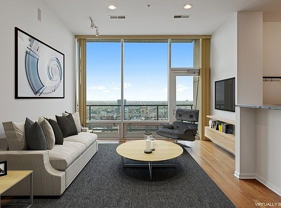 2nd image of 500 W Superior St Unit 1913