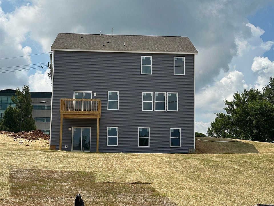 2nd image of 1048 W Acuff Rd #K8lkrc
