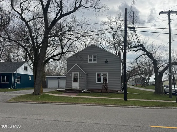 613 W Jackson St, West Unity, OH 43570