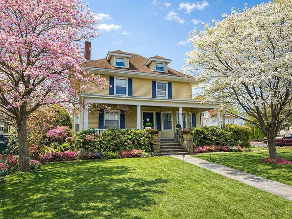 24 Elmont Ave, Port Chester, NY 10573