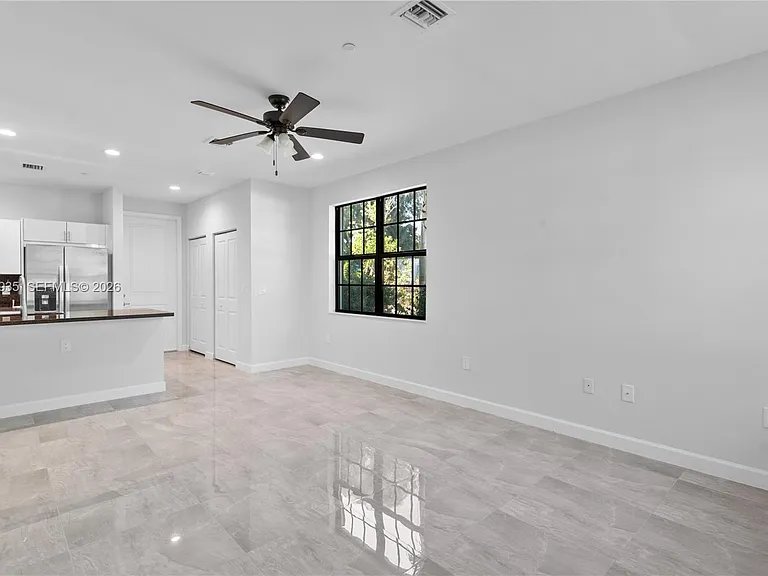 5745 SW 44th Ct #101 — Photo 13