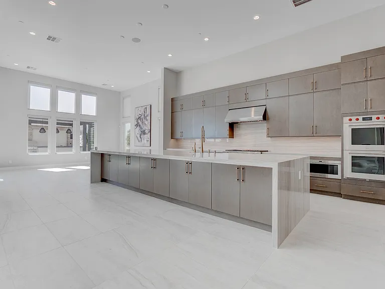 10949 Rossa Peak Ave — Photo 28
