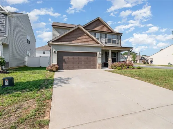 130 Princeton Hill Dr, Kernersville, NC 27284