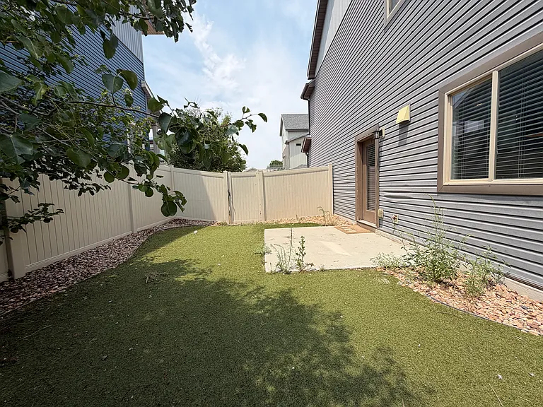 4881 Halifax Ct — Photo 30
