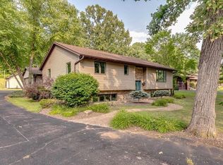 1106 Eastwood Dr, Silver Lake, WI 53170