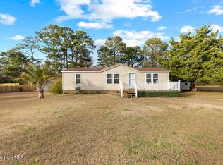 137 Wendy Hill Ln, Sneads Ferry, NC 28460