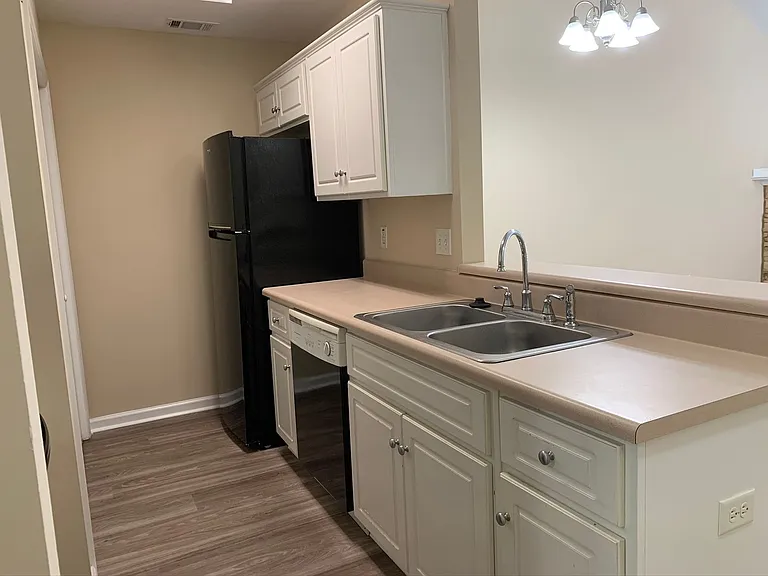 410 Northrop Pl — Photo 27