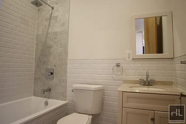 Rented by Highline Residential | media 37