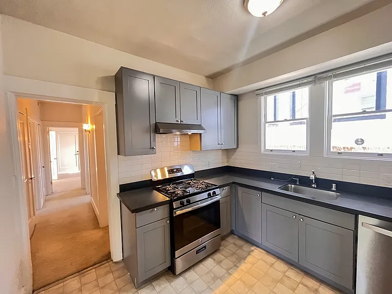 1509 Forest View Ave — Photo 11