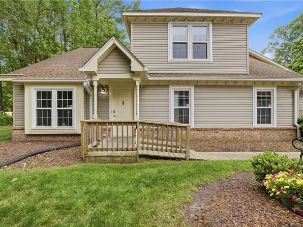1307 Eagles Trace Path APT A, Chesapeake, VA 23320