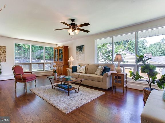5th image of 3405 Brookwood Dr