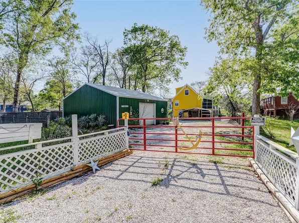 1723 County Road 1333, Liberty, TX 77575