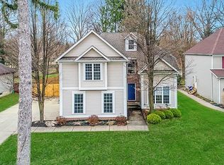 7350 Maple St, Mentor, OH