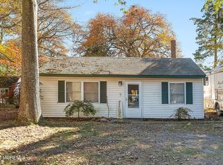 605 Sinclair Ave, Lanoka Harbor, NJ 08734