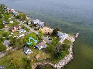 6599 Long Beach Dr, Saint Leonard, MD 20685