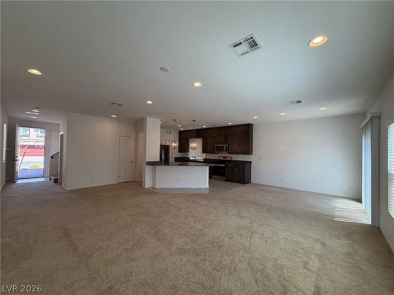 7869 Tyrell Peaks St — Photo 5