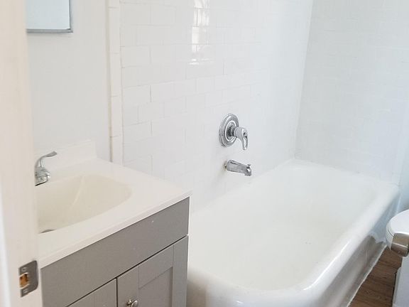 5th image of 4188 Barnes Ave #2