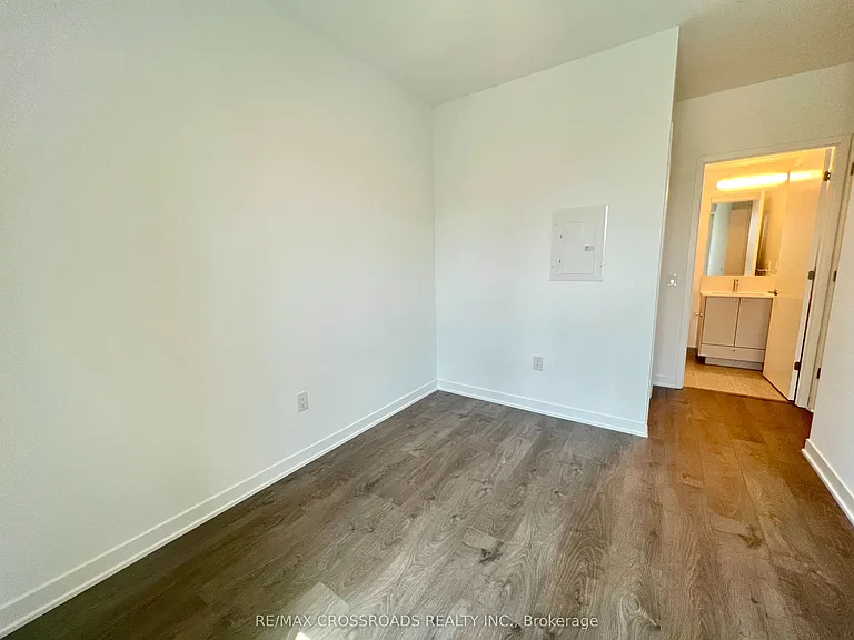10 Oak St #523 — Photo 13