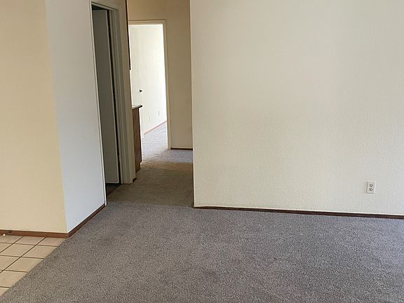 Great Room-Hall