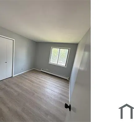 1013 E 194th St #2B — Photo 5