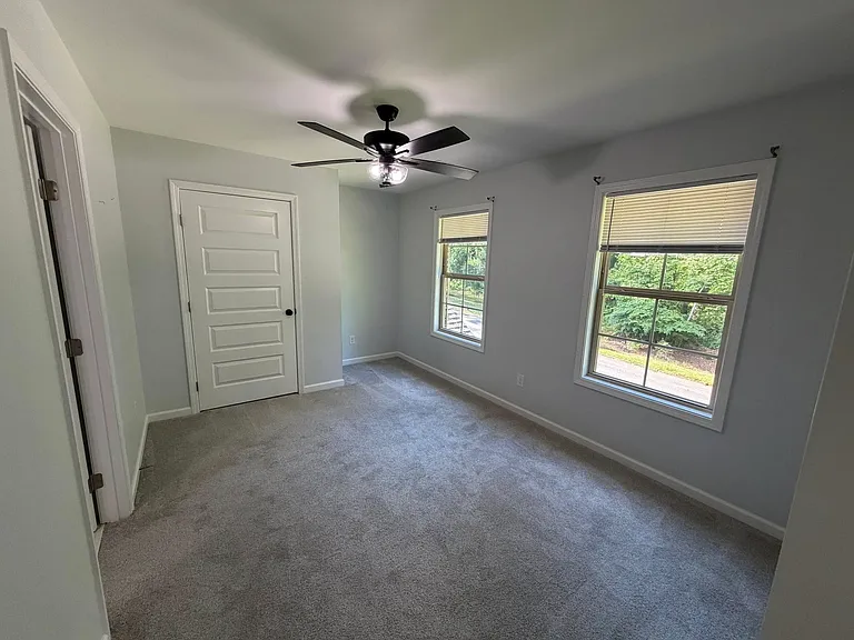3828 Woodland Hills Dr — Photo 26
