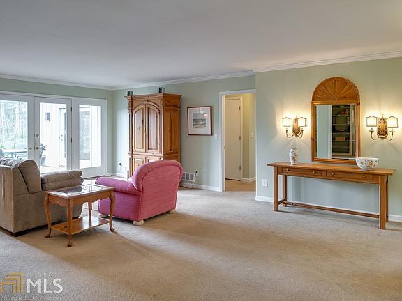3rd image of 2254 Marann Dr