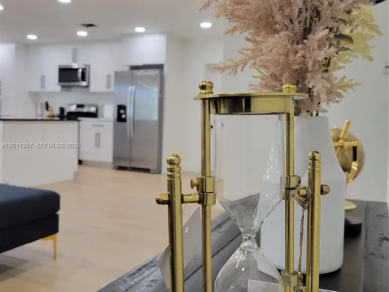 735 Tradewind Dr — Photo 24