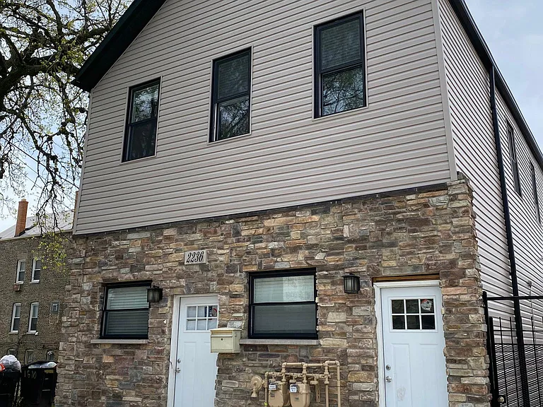 2236 S Wood St #G — Photo 1